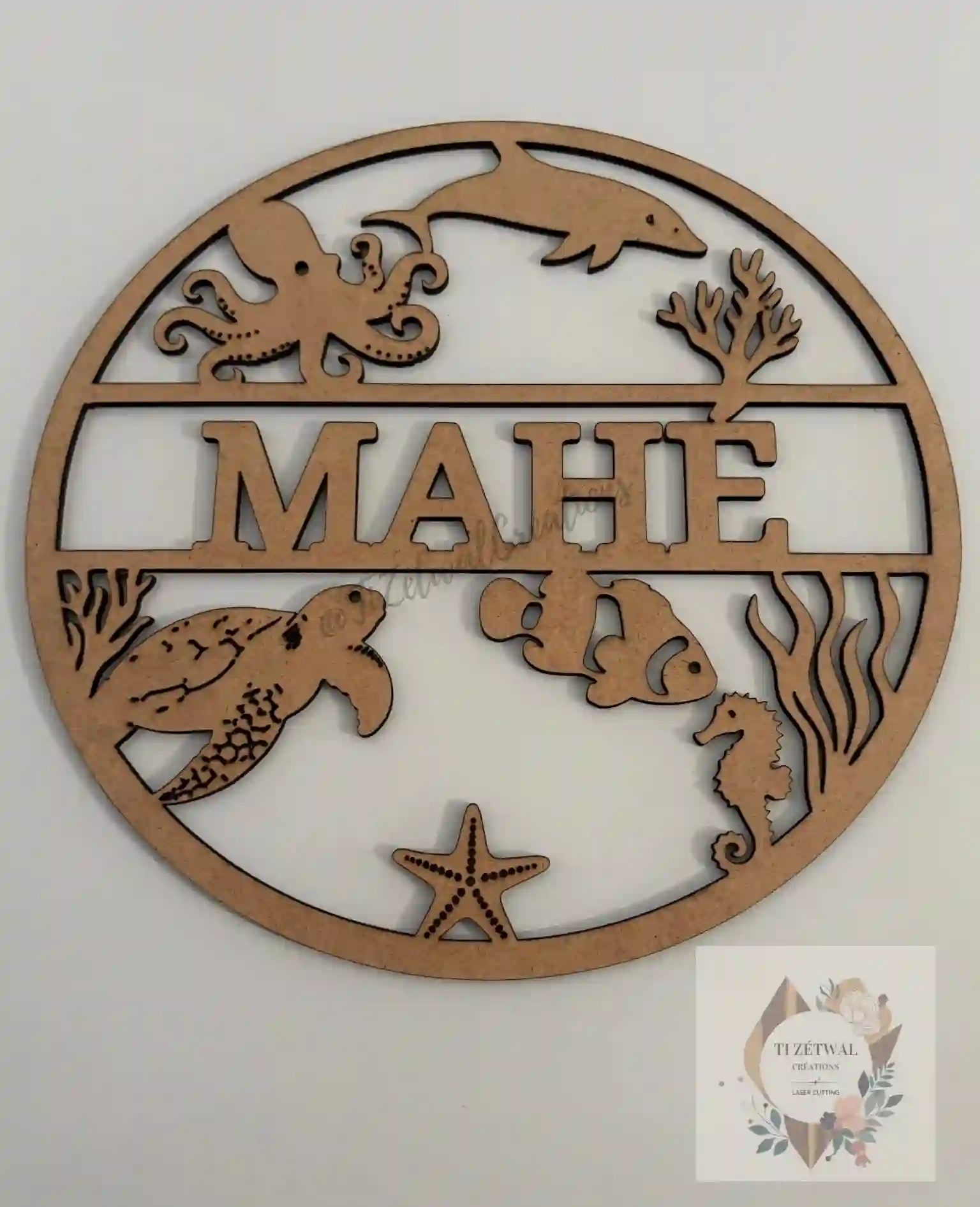 Prénom décoratif mural personnalisé